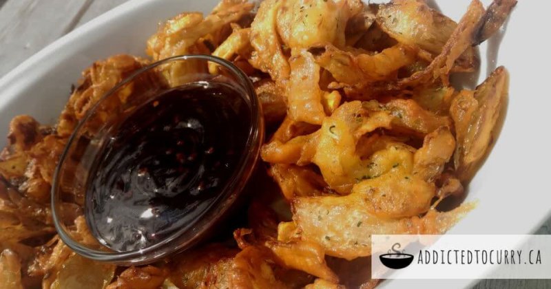 Crispy Spice-Crusted Onion Bhaji